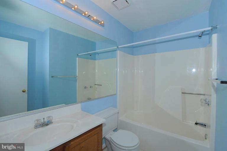 8768 Ruppert Court Ellicott City, MD 21043 - Photo 7 of 14 Bath #1