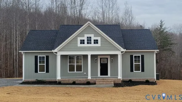 $329,900 | 5386 Mountain Creek Road, Green Bay, VA 23942