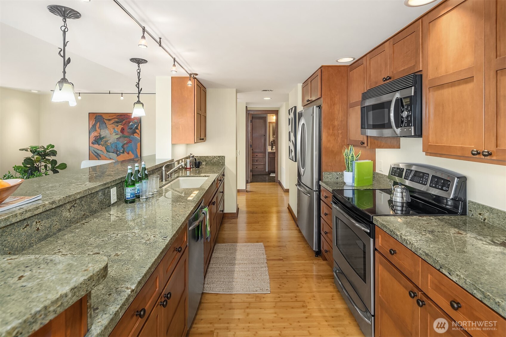 1301 Spring Street, Unit 8F Seattle, WA 98104 - Photo 10 of 32