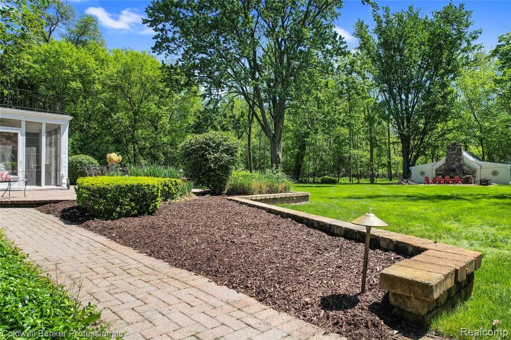19905 Beverly Road Beverly Hills, MI 48025 - Photo 77 of 98