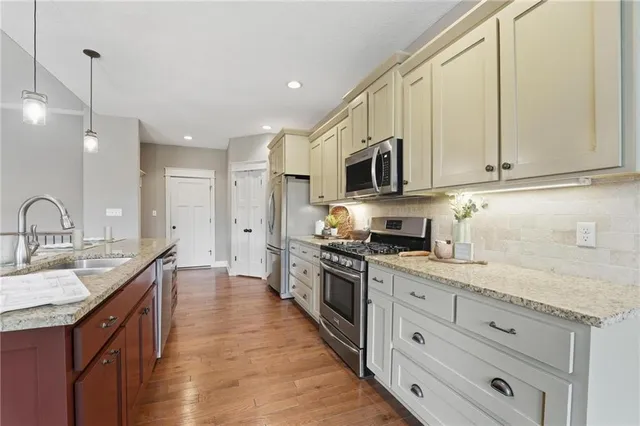 $779,000 | 4385 Missouri Drive, Ottawa, KS 66067