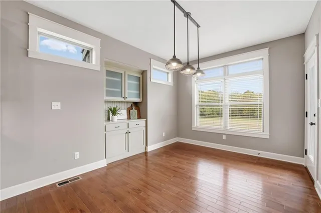 $779,000 | 4385 Missouri Drive, Ottawa, KS 66067