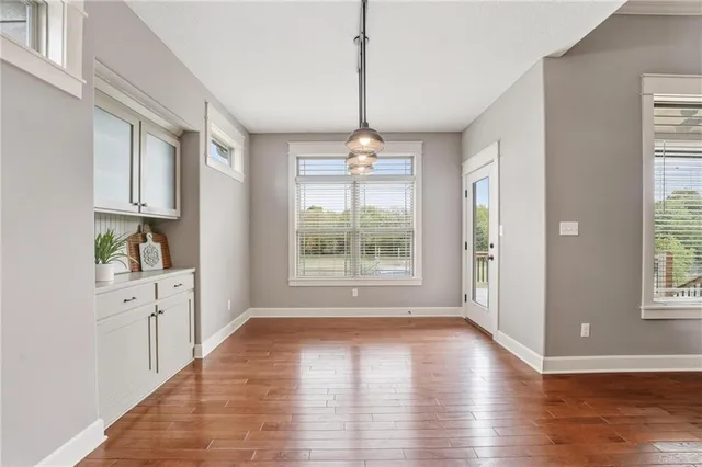 $779,000 | 4385 Missouri Drive, Ottawa, KS 66067