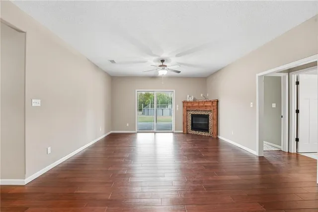 $779,000 | 4385 Missouri Drive, Ottawa, KS 66067