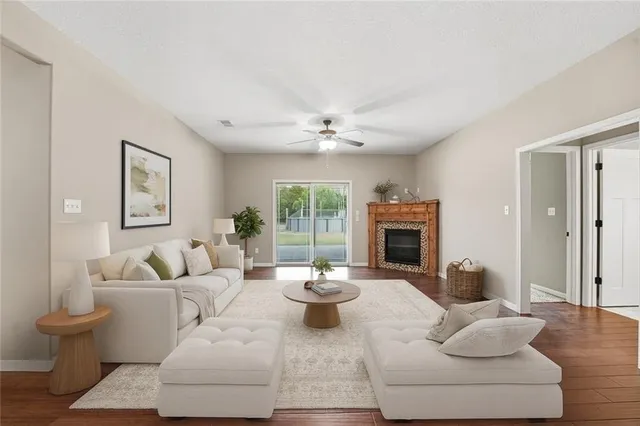 $779,000 | 4385 Missouri Drive, Ottawa, KS 66067