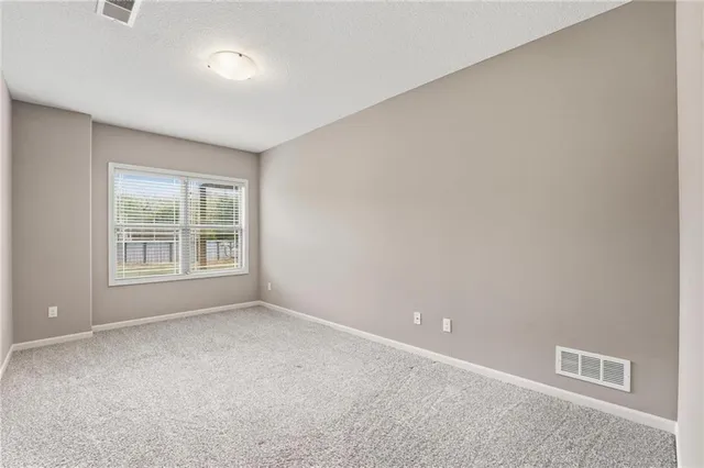 $779,000 | 4385 Missouri Drive, Ottawa, KS 66067