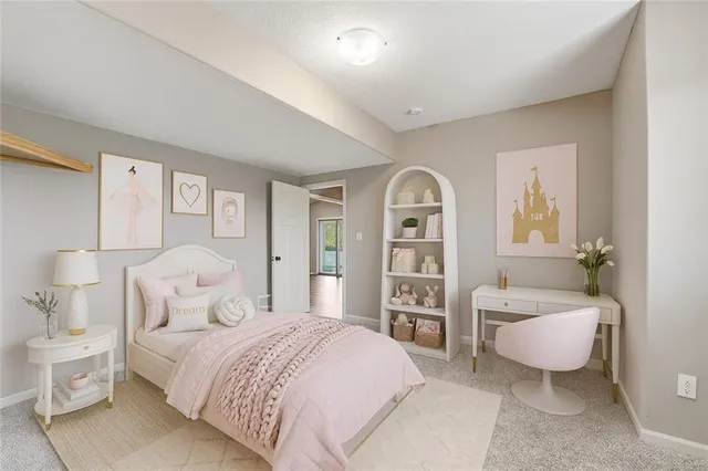 $779,000 | 4385 Missouri Drive, Ottawa, KS 66067