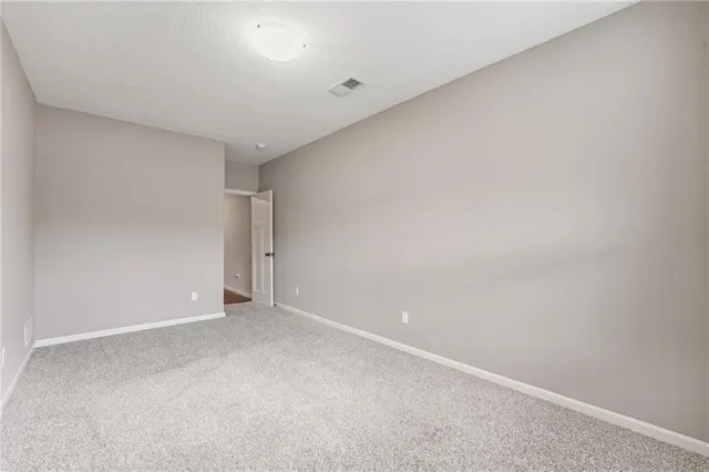 $779,000 | 4385 Missouri Drive, Ottawa, KS 66067