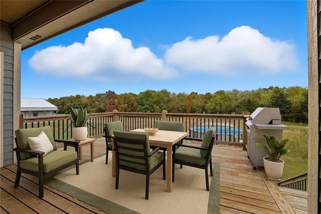 $779,000 | 4385 Missouri Drive, Ottawa, KS 66067