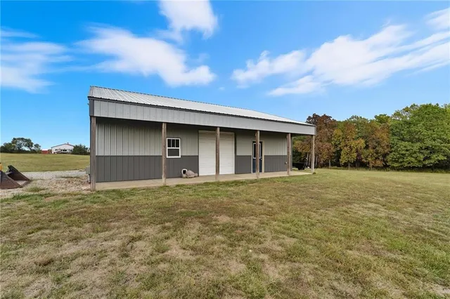 $779,000 | 4385 Missouri Drive, Ottawa, KS 66067