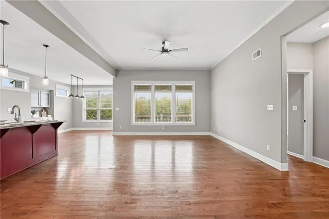 $779,000 | 4385 Missouri Drive, Ottawa, KS 66067