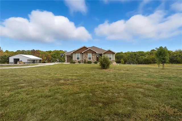 $779,000 | 4385 Missouri Drive, Ottawa, KS 66067