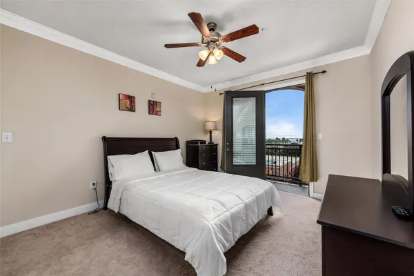$2,495 | 2299 Lone Star Drive, Unit 512, Sugar Land, TX 77479