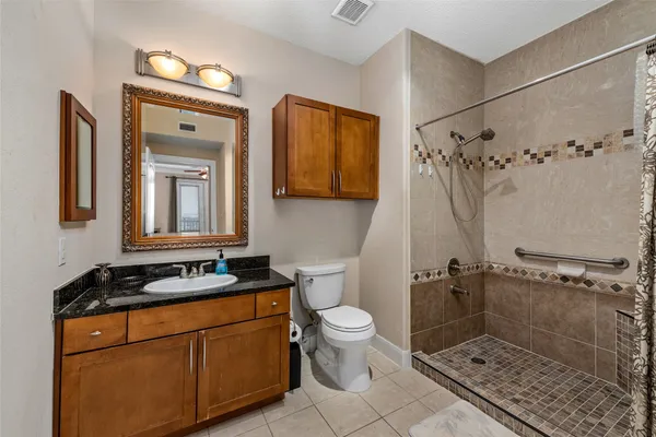 $2,495 | 2299 Lone Star Drive, Unit 512, Sugar Land, TX 77479