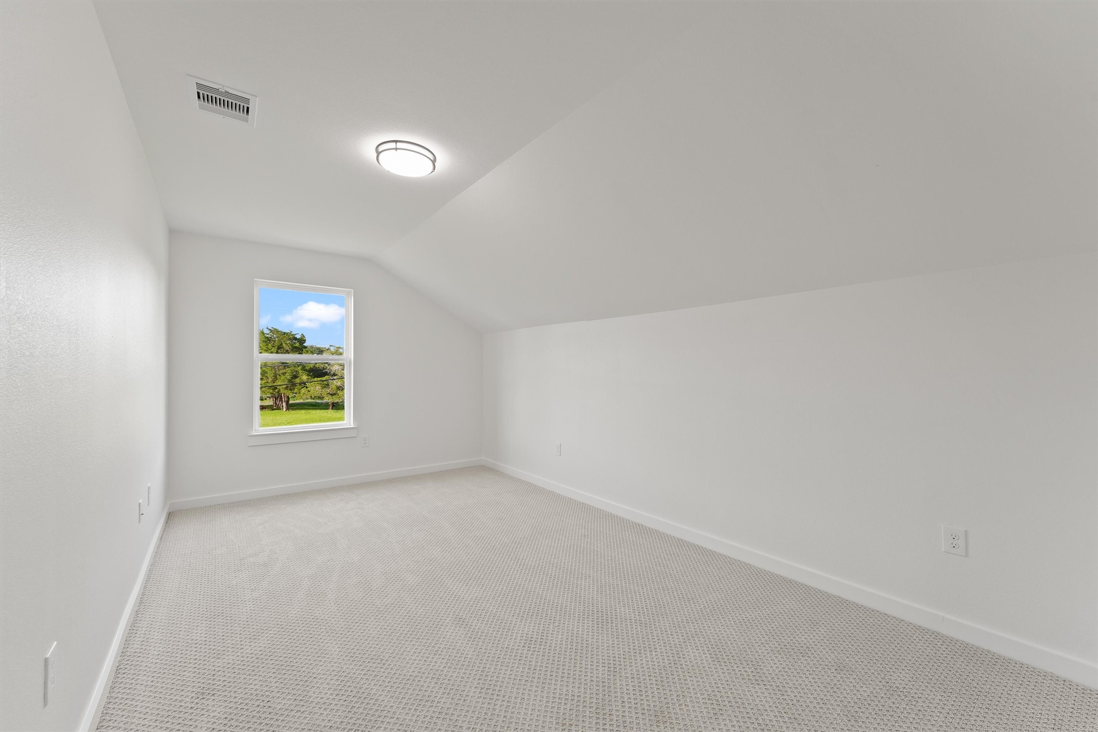 252 Davis Bend Road Alvin, TX 77511 - Photo 23 of 32 a view of an empty room with a window