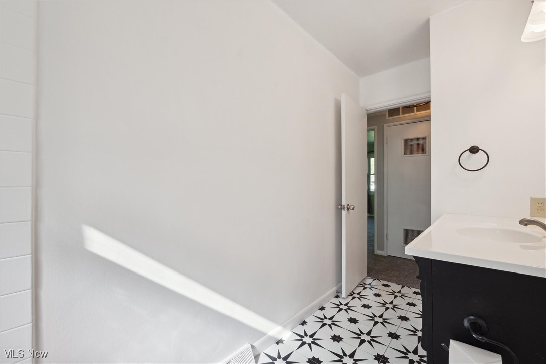 5508 Roy Road Cleveland, OH 44143 - Photo 16 of 34 Gallery Image 16