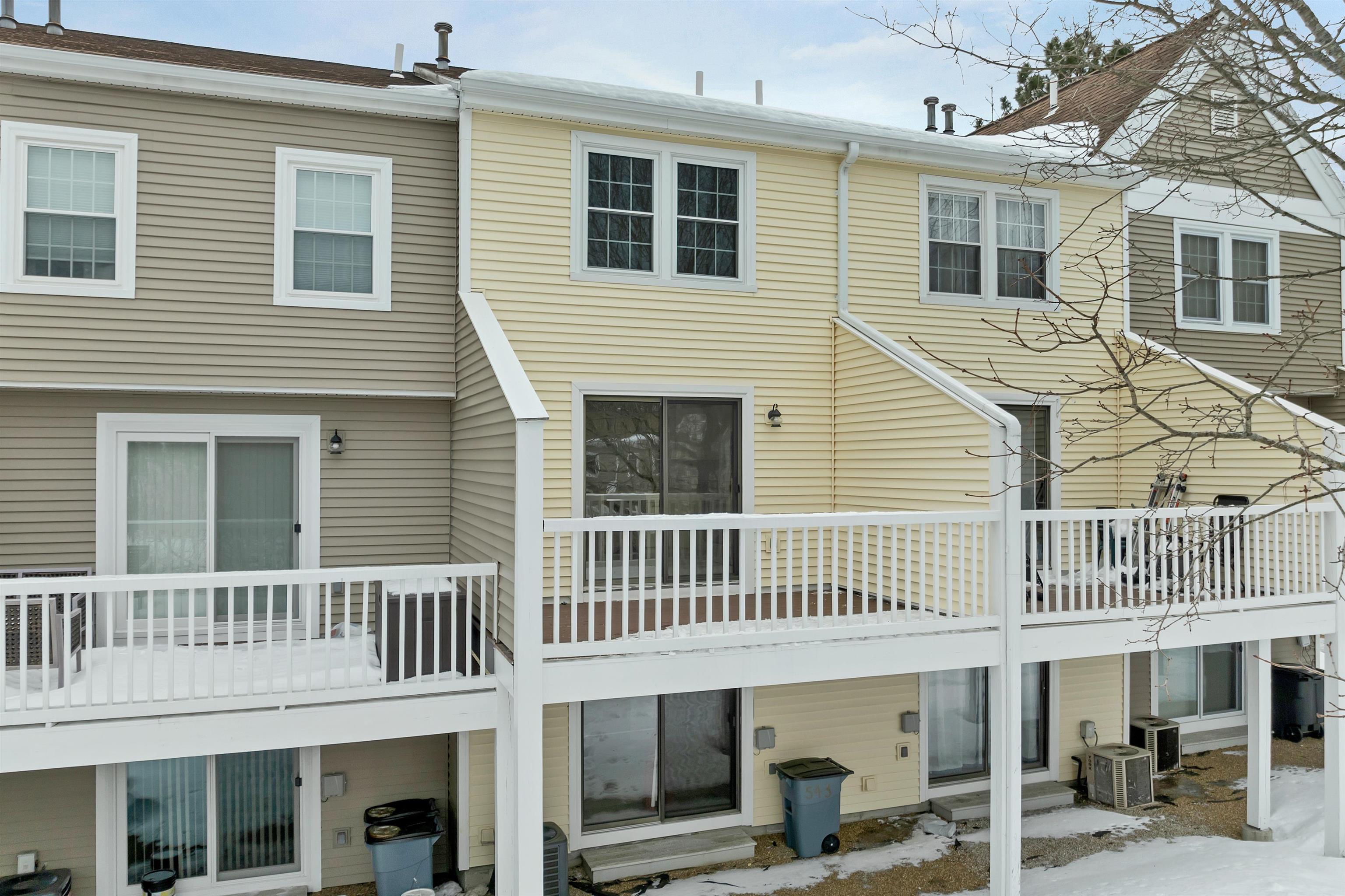 543 Fox Hollow Way Manchester, NH 03104 - Photo 7 of 34