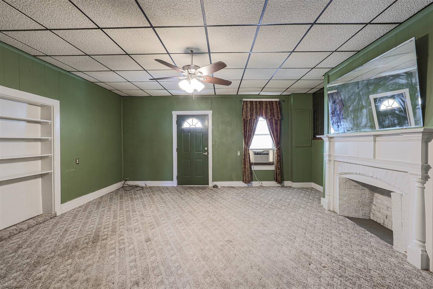 7098 Princeton Road Middletown, OH 45044 - Photo 4 of 29