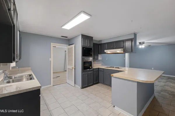 $229,500 | 2816 Williamsburg Road, Hattiesburg, MS 39402