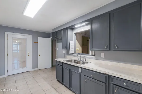 $229,500 | 2816 Williamsburg Road, Hattiesburg, MS 39402