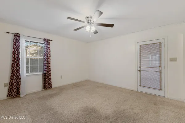 $229,500 | 2816 Williamsburg Road, Hattiesburg, MS 39402