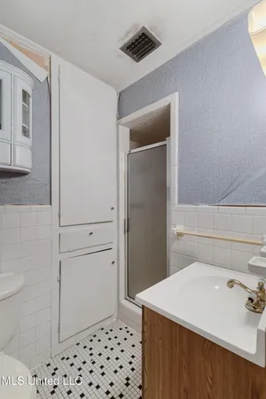 $229,500 | 2816 Williamsburg Road, Hattiesburg, MS 39402