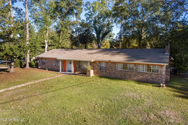 $229,500 | 2816 Williamsburg Road, Hattiesburg, MS 39402