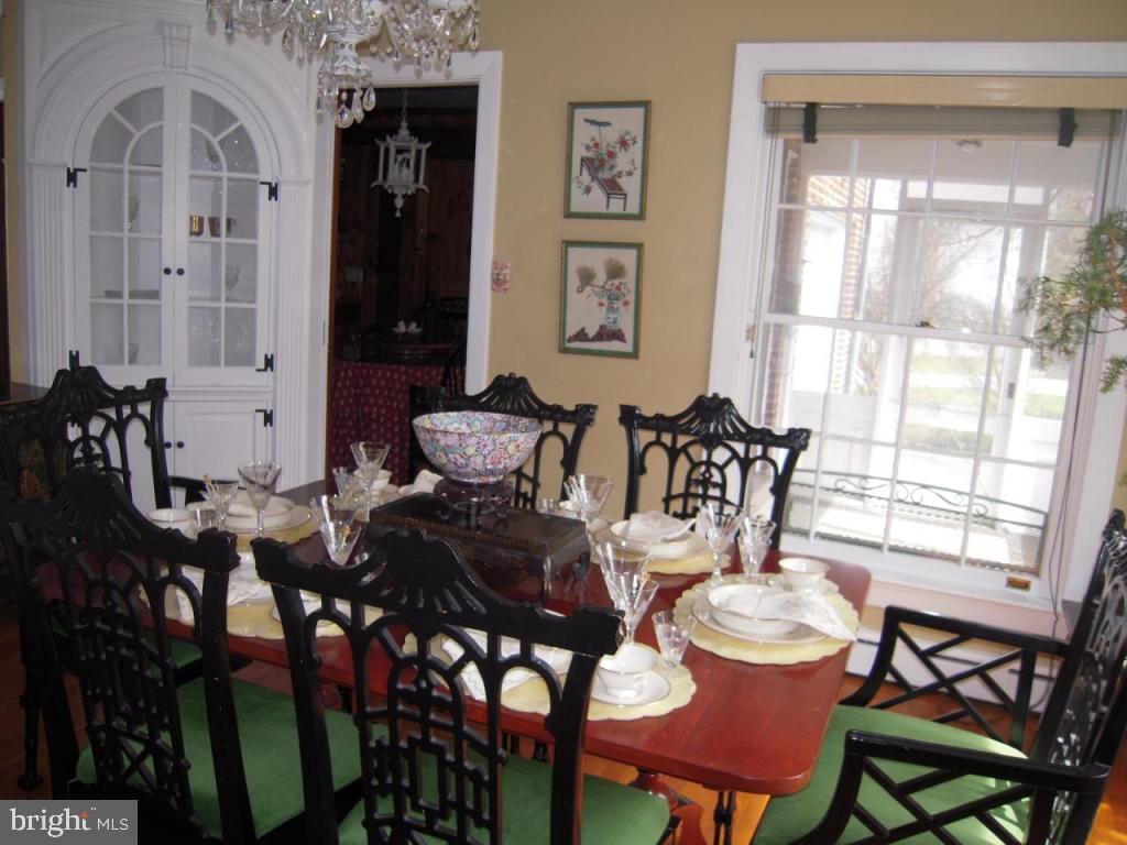 1409 Center Road Lancaster, PA 17603 - Photo 3 of 15 Gallery Image 3