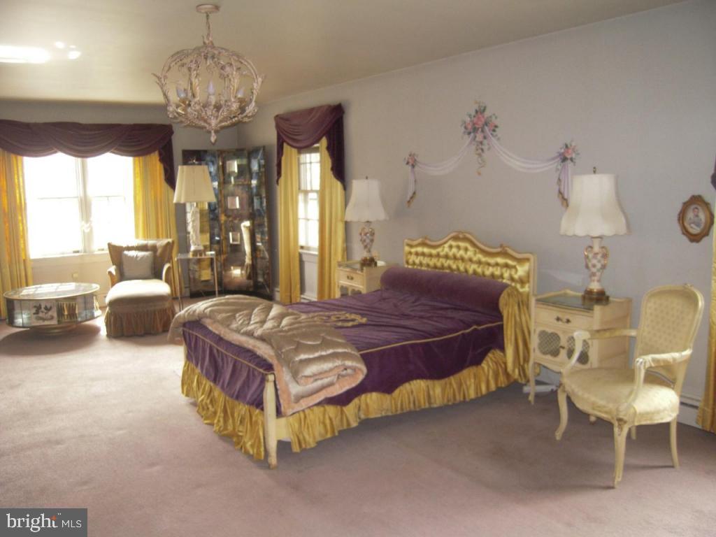 1409 Center Road Lancaster, PA 17603 - Photo 6 of 15 Gallery Image 6