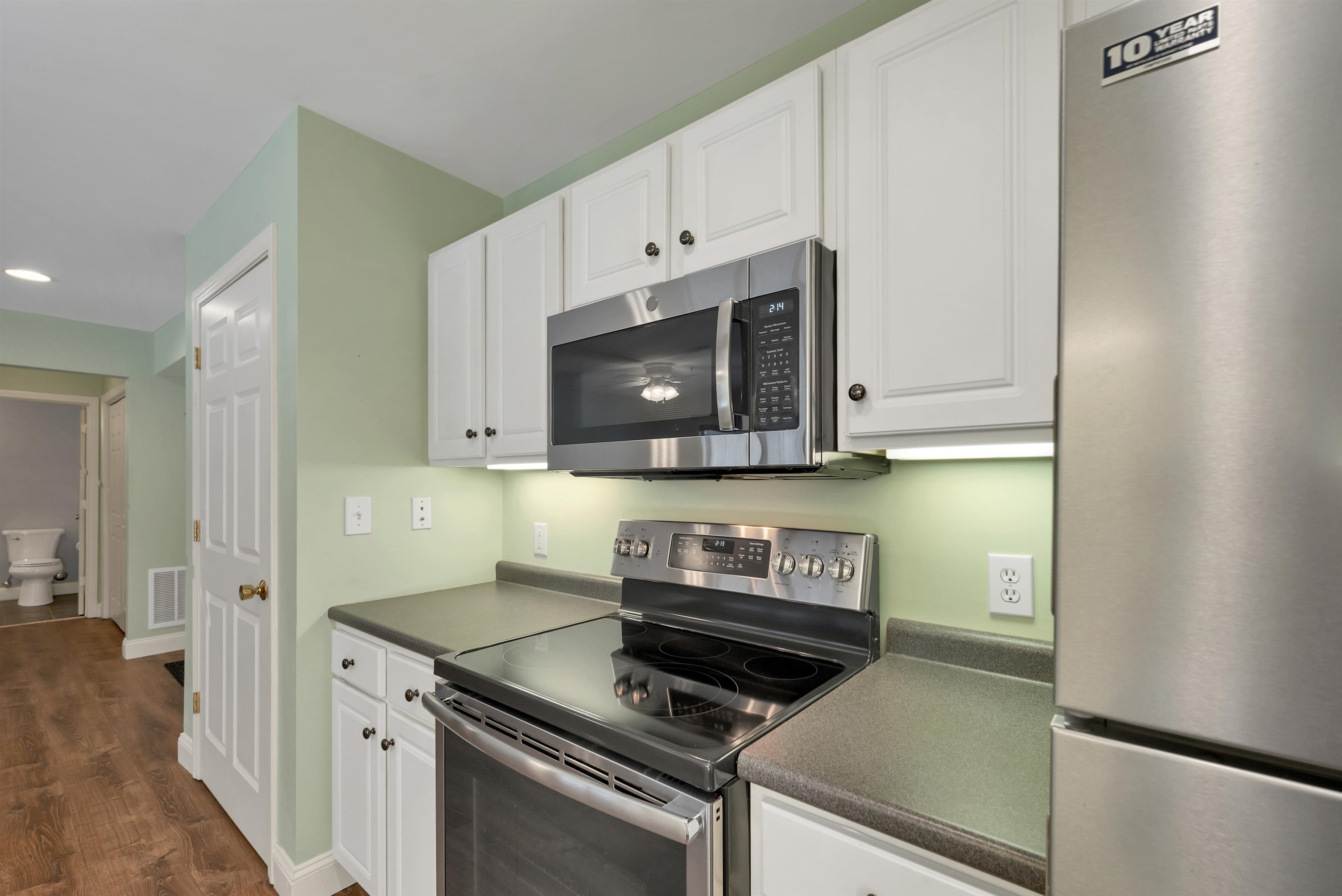 597 R Lafayette Road, Unit 105 Hampton, NH 03842 - Photo 12 of 32