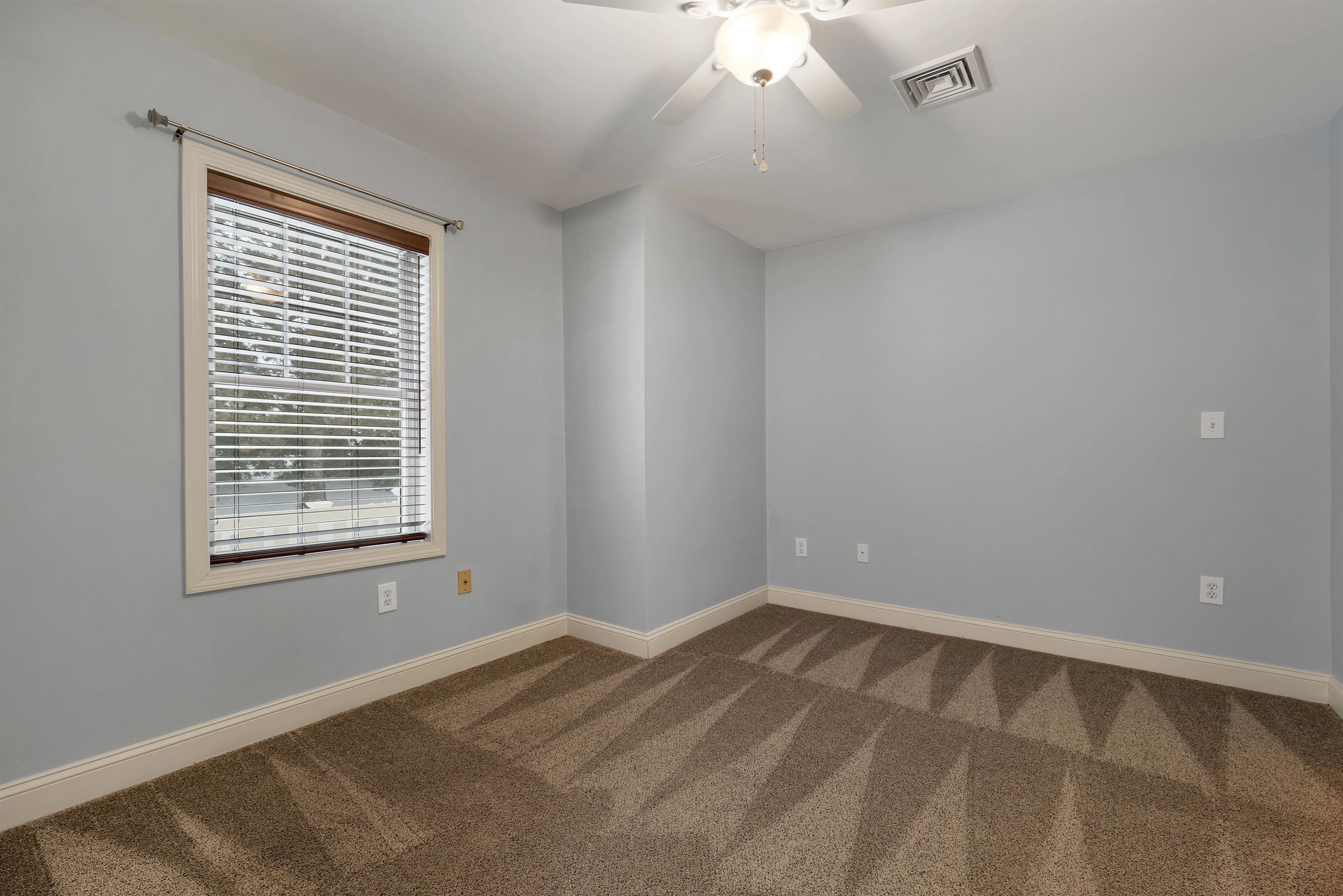 597 R Lafayette Road, Unit 105 Hampton, NH 03842 - Photo 18 of 32