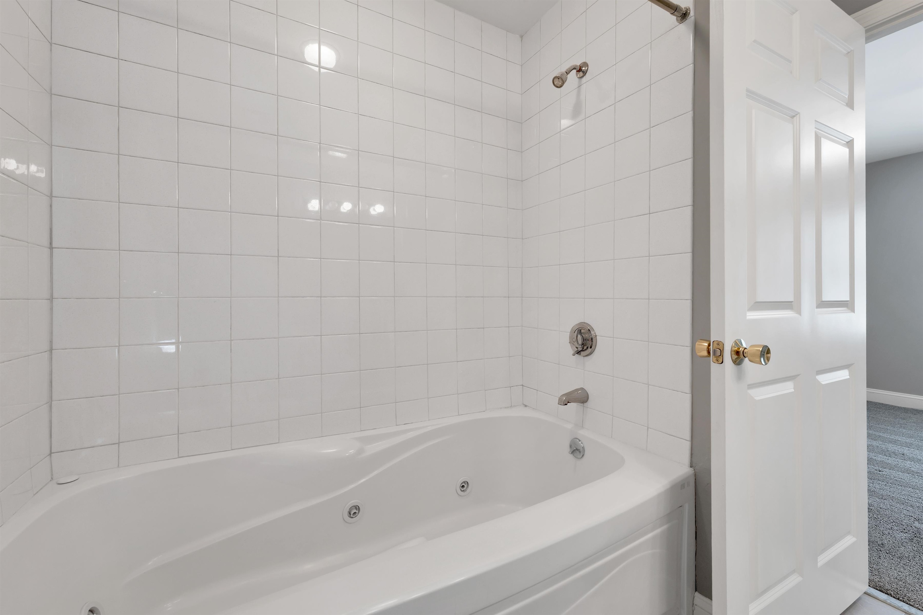 597 R Lafayette Road, Unit 105 Hampton, NH 03842 - Photo 28 of 32