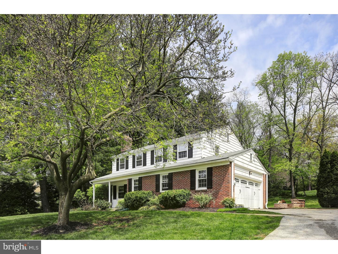 165 Woodstock Road Villanova, PA 19085 - Photo 2 of 21