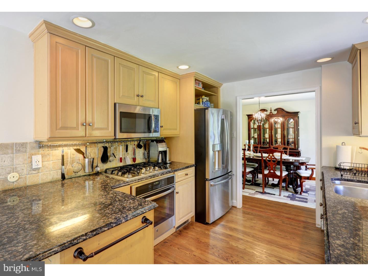 165 Woodstock Road Villanova, PA 19085 - Photo 10 of 21