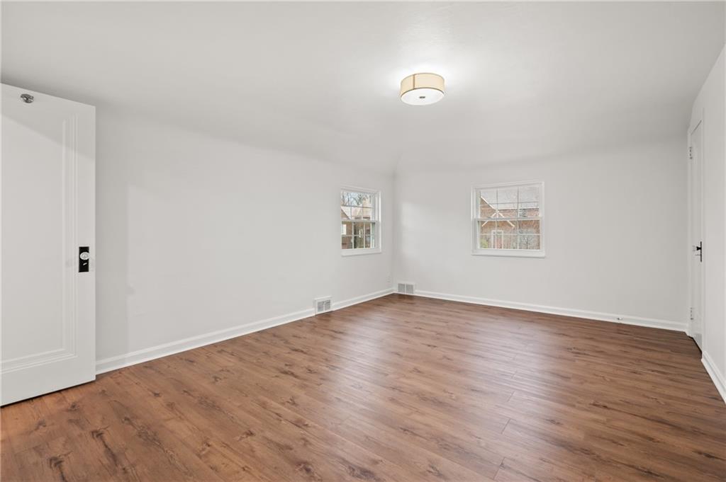 200 Overdale Road Pittsburgh, PA 15221 - Photo 13 of 23 Gallery Image 13