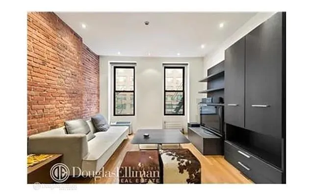 $500,000 | 50 East End Avenue, Unit 3B | Upper East Side