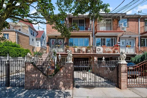 $2,580,000 | 264 Bay 11th Street | Bath Beach