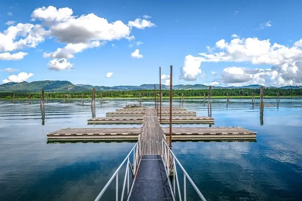 $360,000 | 597 River Road, Cusick, WA 99119
