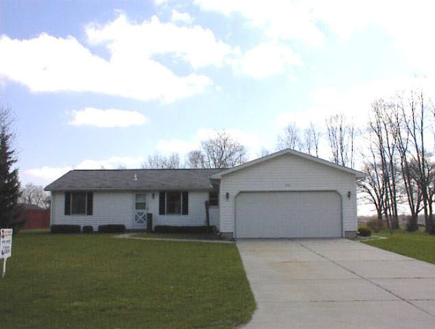 201 3rd Street Howe, IN 46746 - Photo 1 of 5 Gallery Image 1