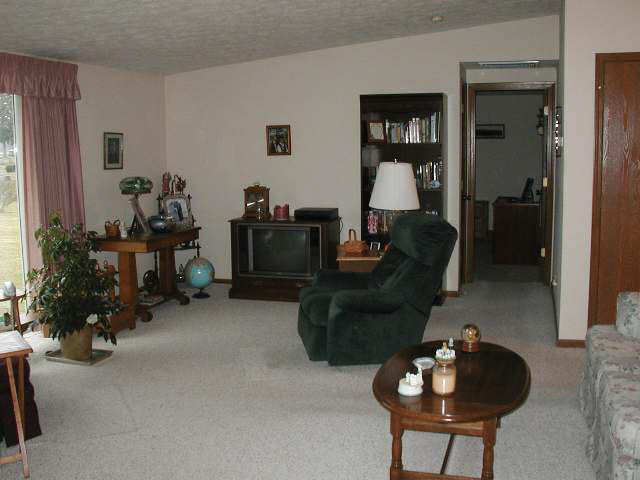 201 3rd Street Howe, IN 46746 - Photo 3 of 5 Gallery Image 3