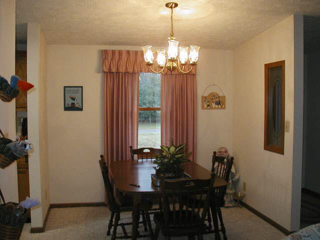 201 3rd Street Howe, IN 46746 - Photo 4 of 5 Gallery Image 4