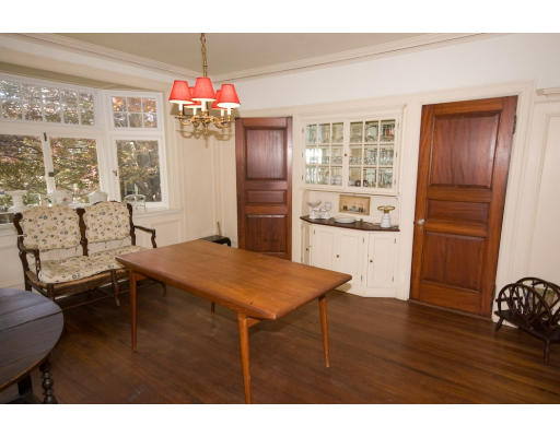 24 Cummings Road Boston, MA 02135 - Photo 8 of 10 Gallery Image 8