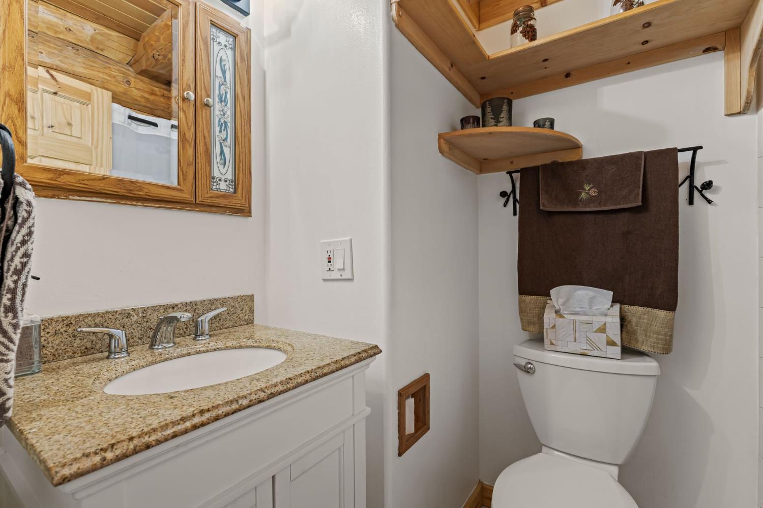 3589 Rocky Point Road South Lake Tahoe, CA 96150 - Photo 25 of 95