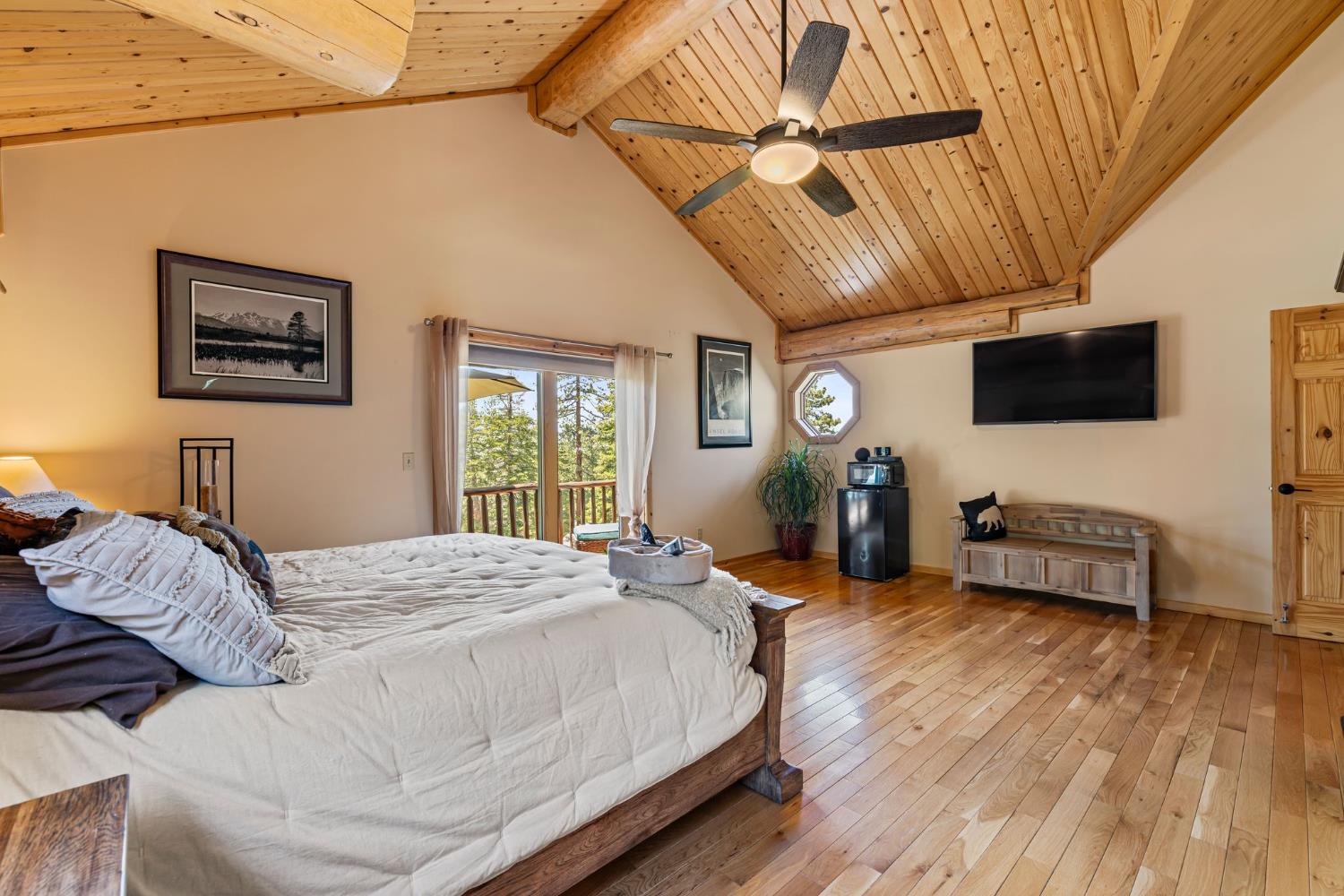 3589 Rocky Point Road South Lake Tahoe, CA 96150 - Photo 39 of 95