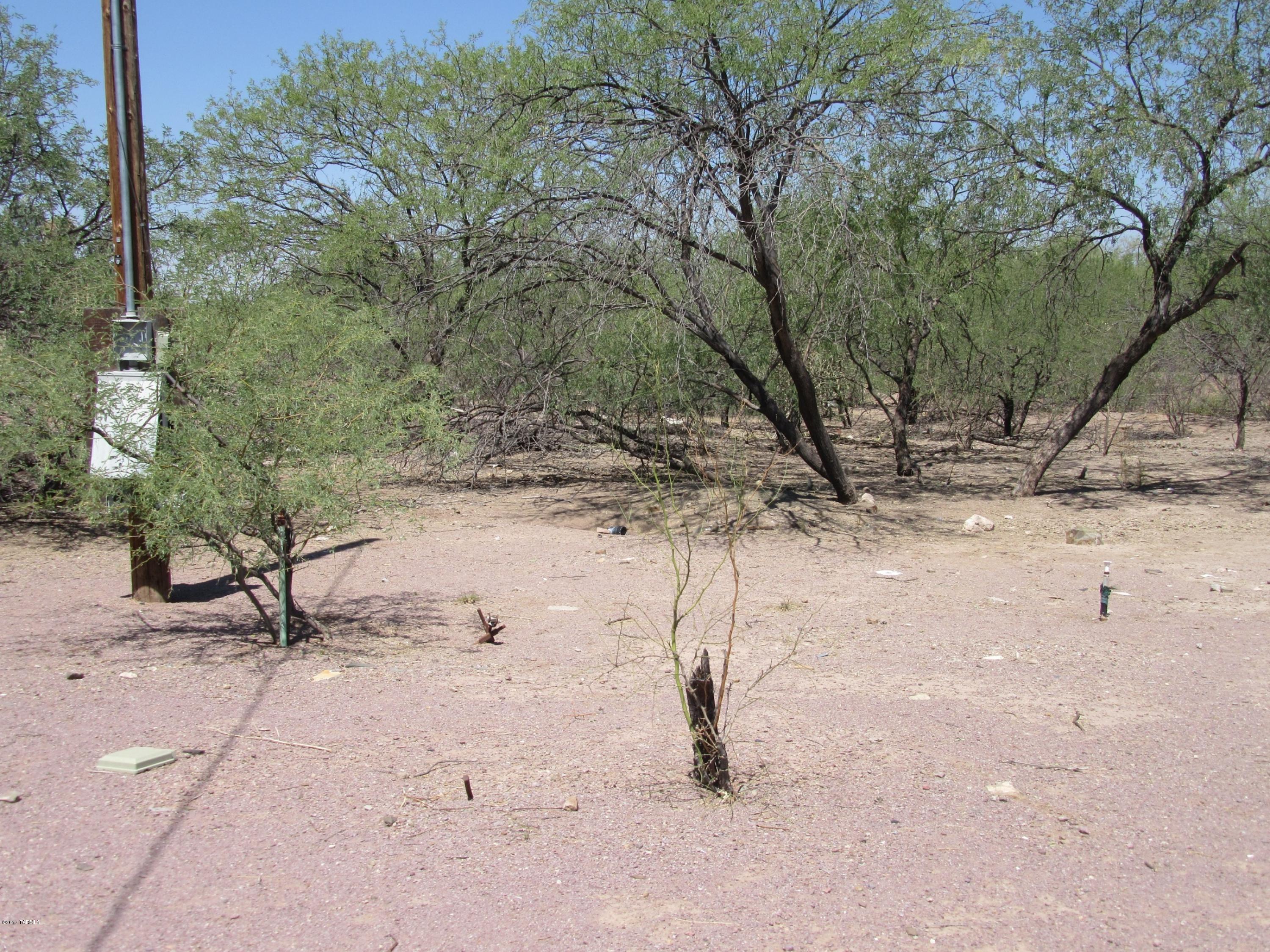 6281 South Mark Road Tucson, AZ 85757 - Photo 2 of 22 Gallery Image 2