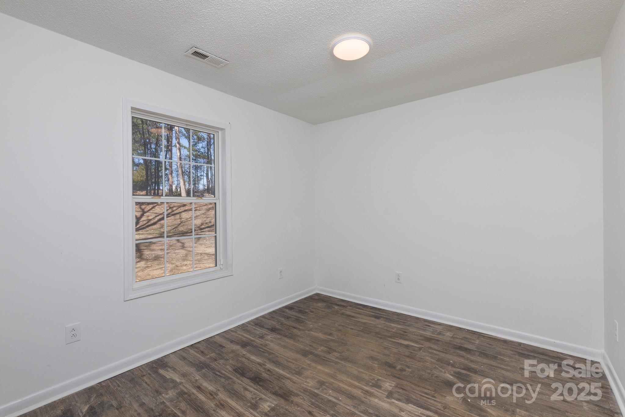 4582 Wylies Mill Road Edgemoor, SC 29712 - Photo 20 of 32