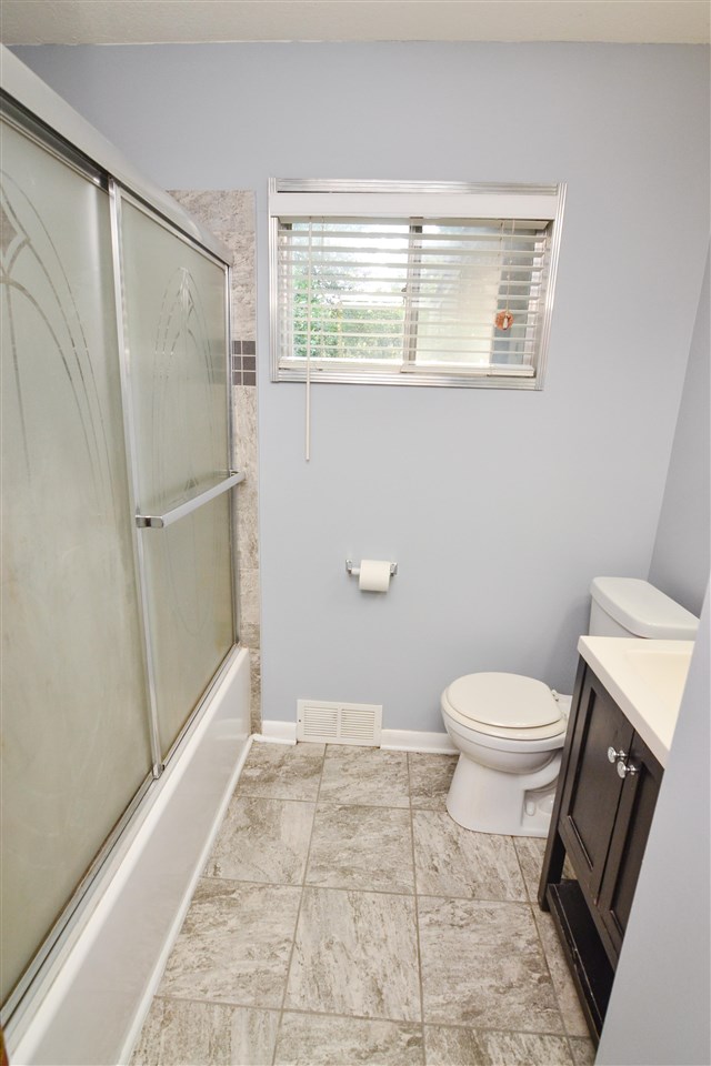 1511 Delmont Road Memphis, TN 38117 - Photo 16 of 24 Gallery Image 16