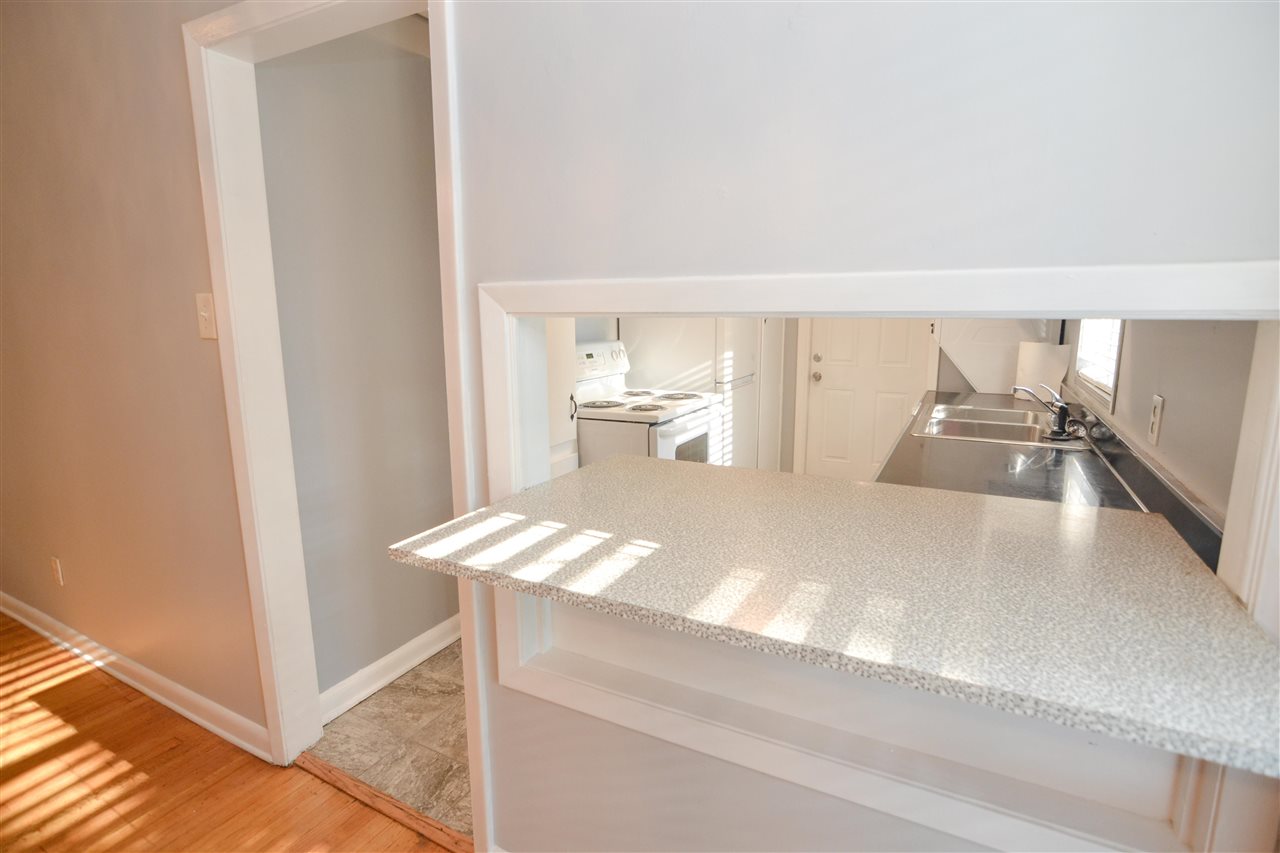 1511 Delmont Road Memphis, TN 38117 - Photo 9 of 24 Gallery Image 9