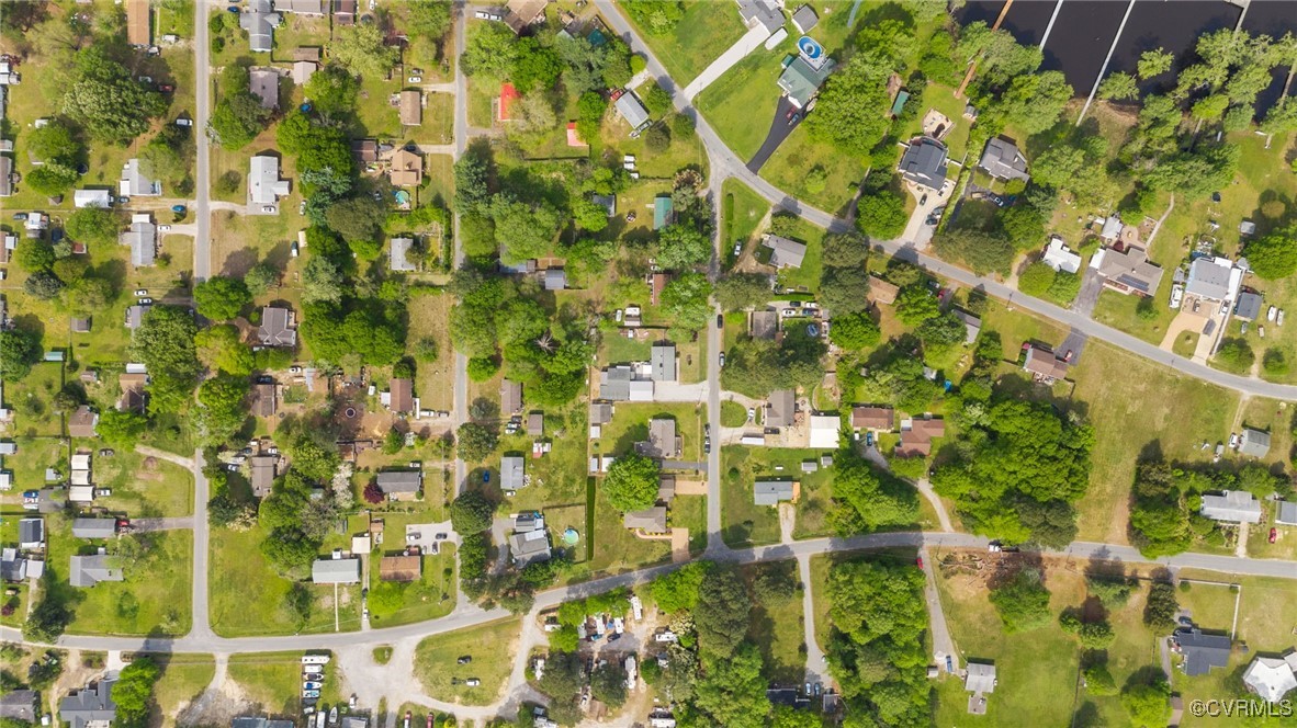 13923 White Oak Drive Lanexa, VA 23089 - Photo 26 of 46 a backyard of a building