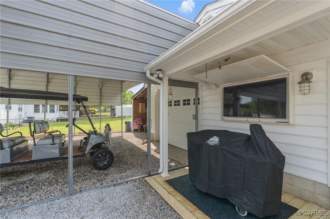 13923 White Oak Drive Lanexa, VA 23089 - Photo 4 of 46 a living room with furniture